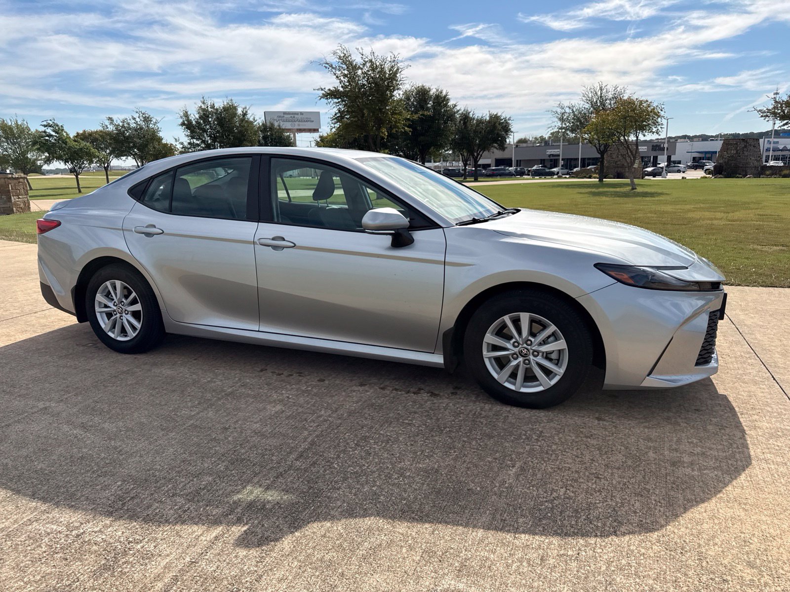 Used 2026 Toyota Camry LE FWD image 11