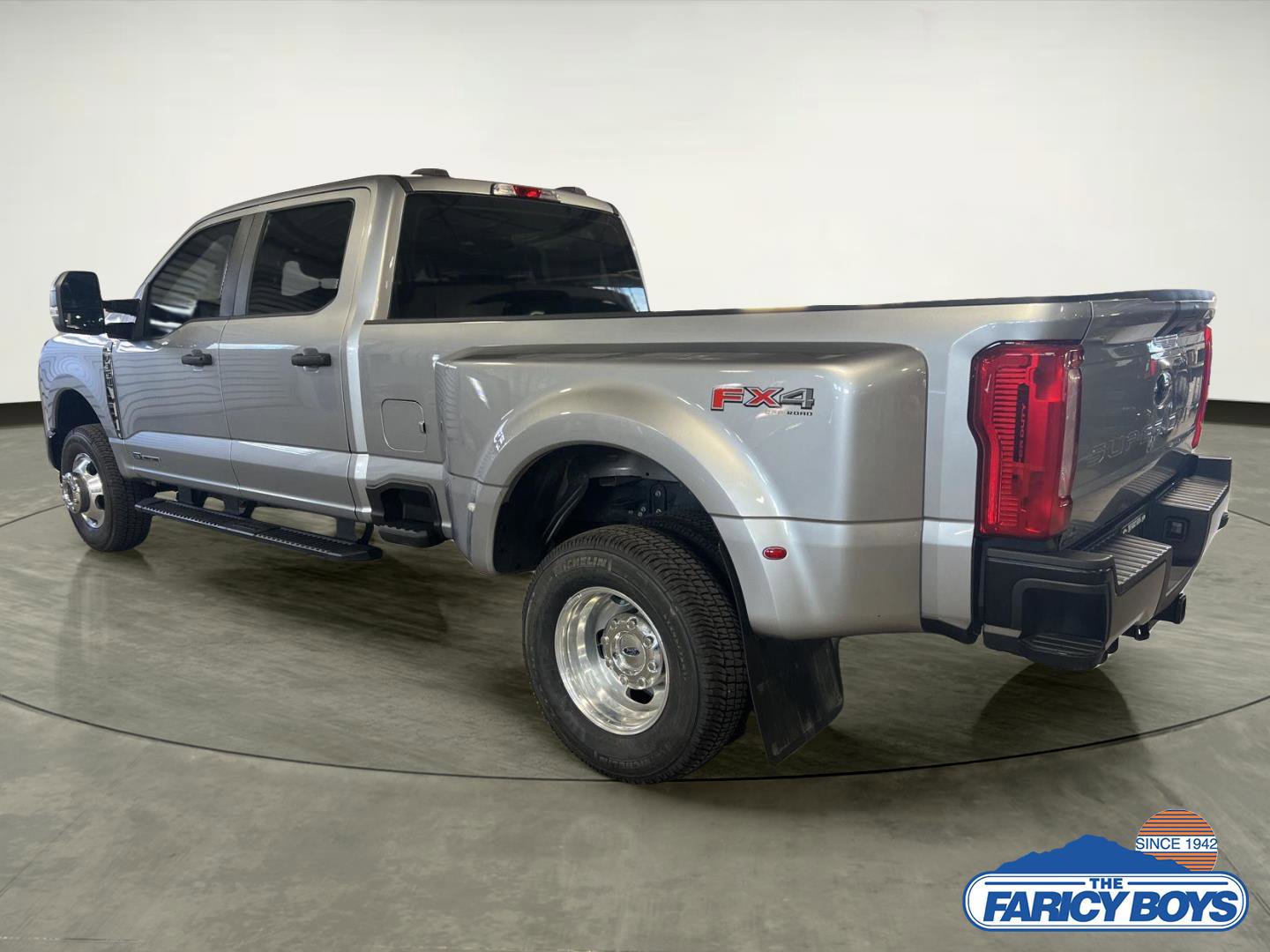 Used 2024 Ford F350 XL image 2
