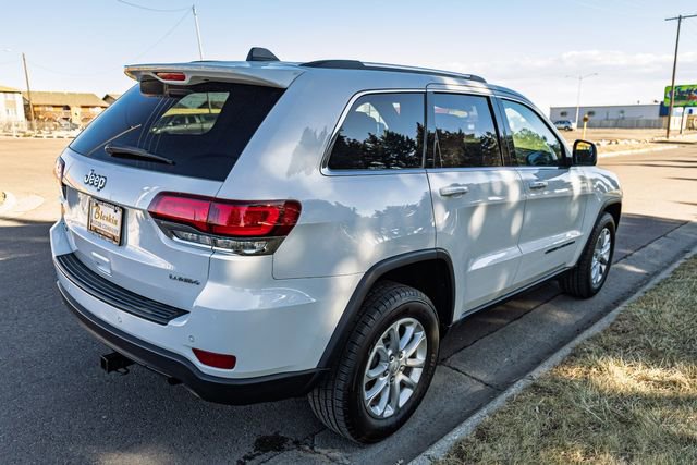 Used 2021 Jeep Grand Cherokee Laredo AWD/4WD image 5
