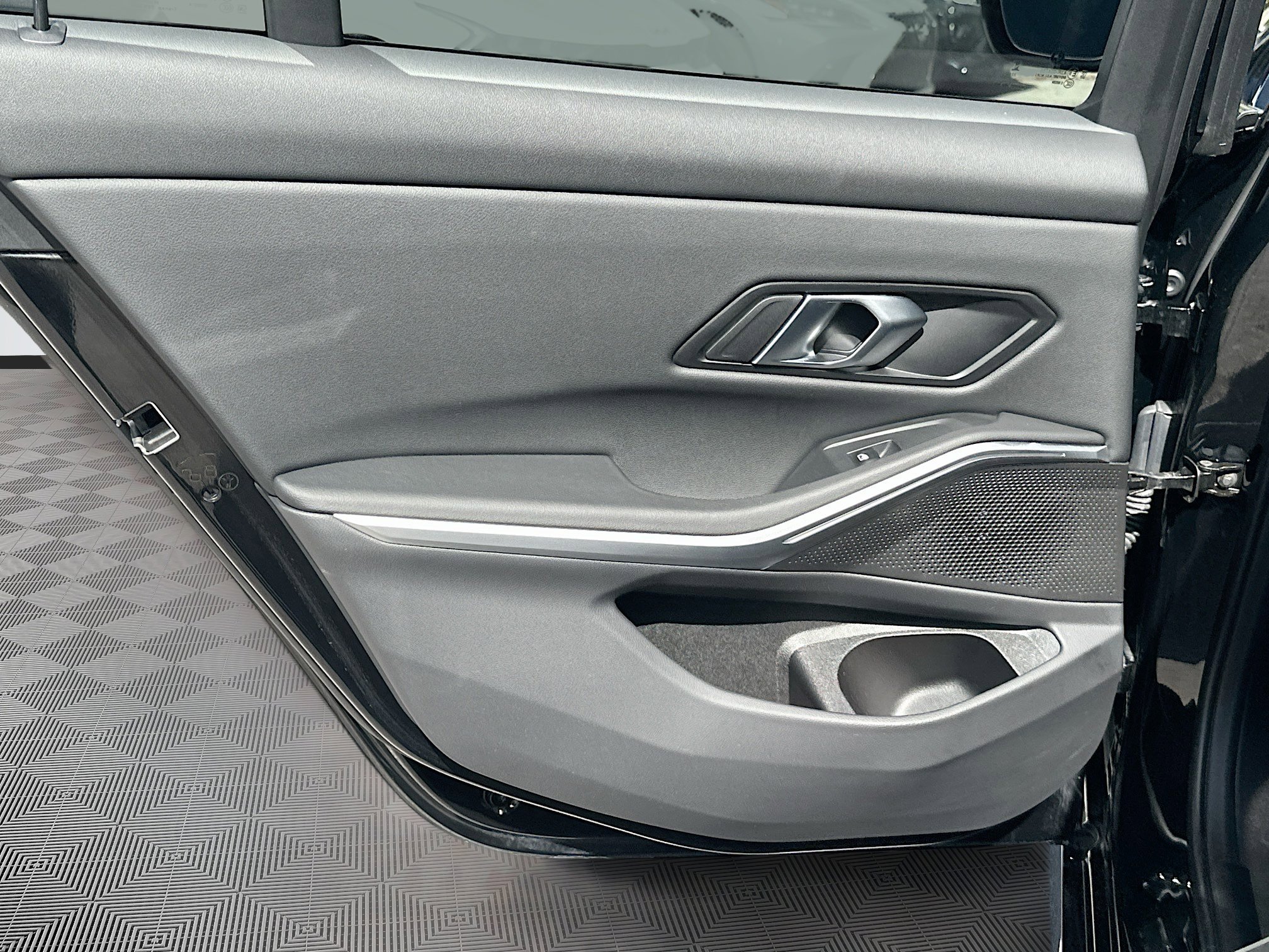 Certified 2024 BMW 330i Sedan w/ Convenience Package image 28