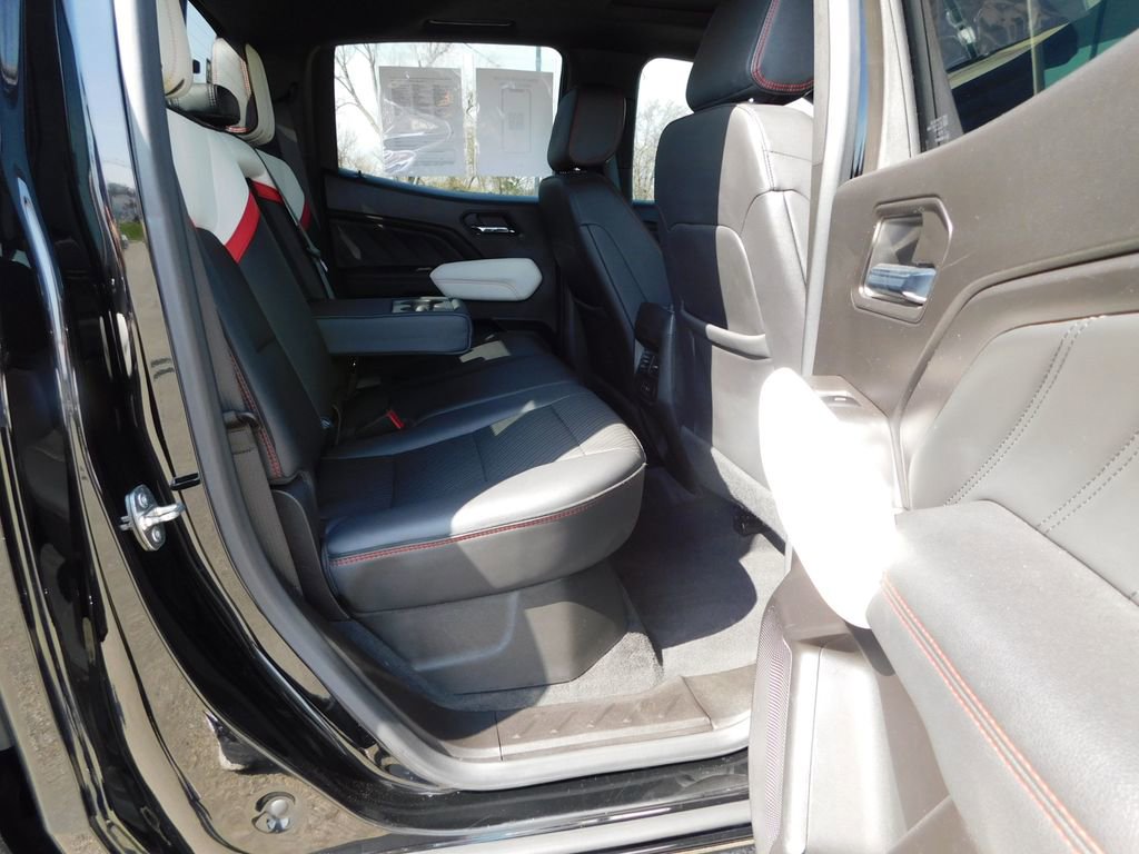 Used 2023 GMC Canyon AT4X image 26