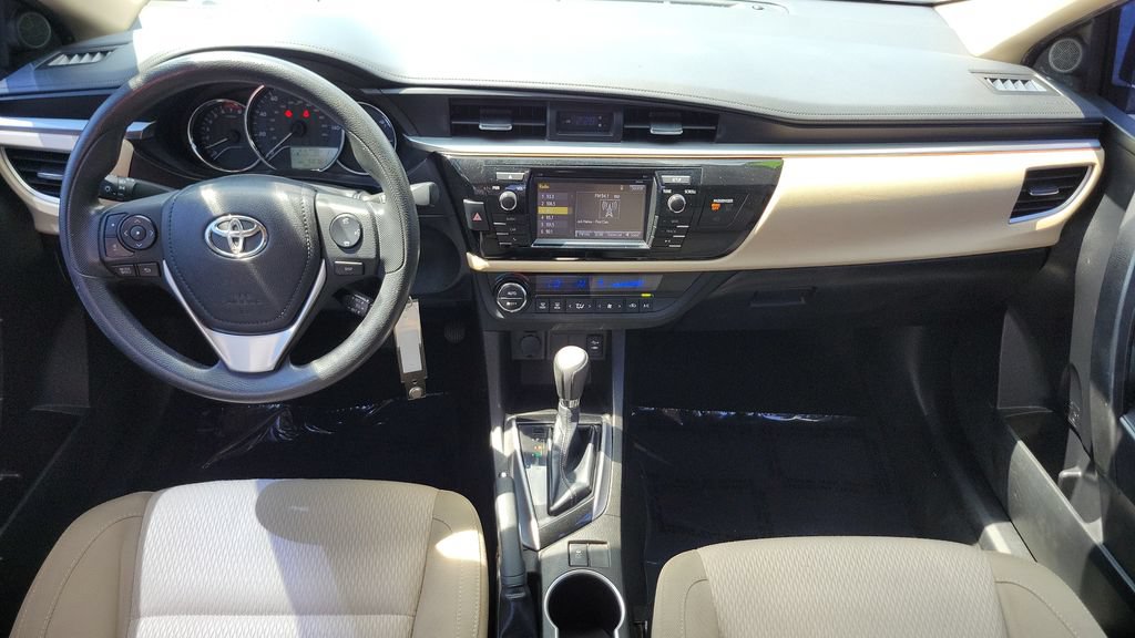 Used 2014 Toyota Corolla LE FWD image 11