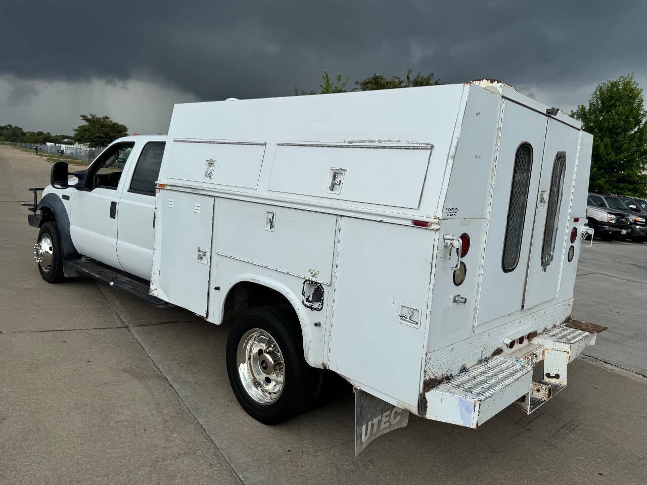 Used 2006 Ford F550 4x4 Crew Cab Super Duty image 11