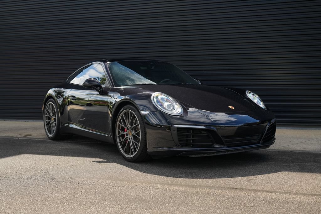 Certified 2018 Porsche 911 Carrera S RWD image 33