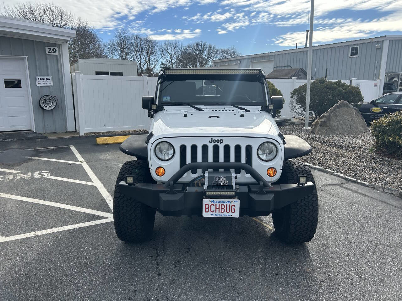 Used 2013 Jeep Wrangler Unlimited Sport image 3