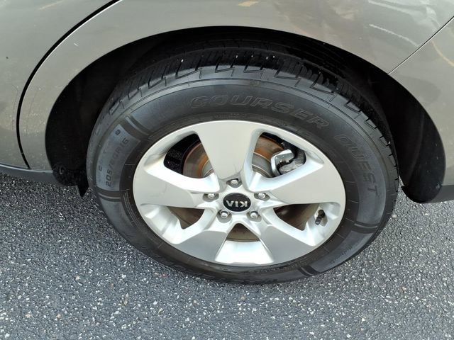 Used 2017 Kia Soul w/ Convenience Package FWD image 11