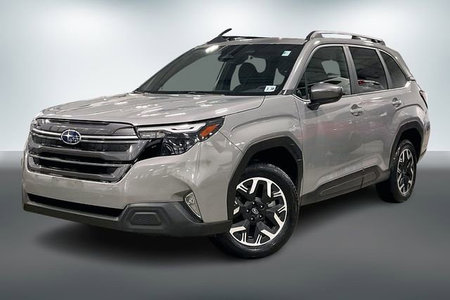 Used 2025 Subaru Forester Premium image 3