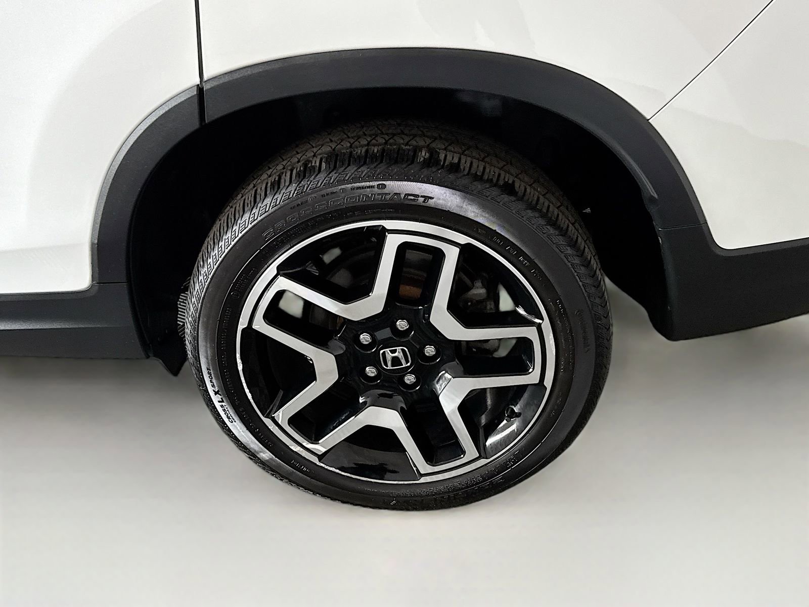 Used 2023 Honda Passport Elite image 15