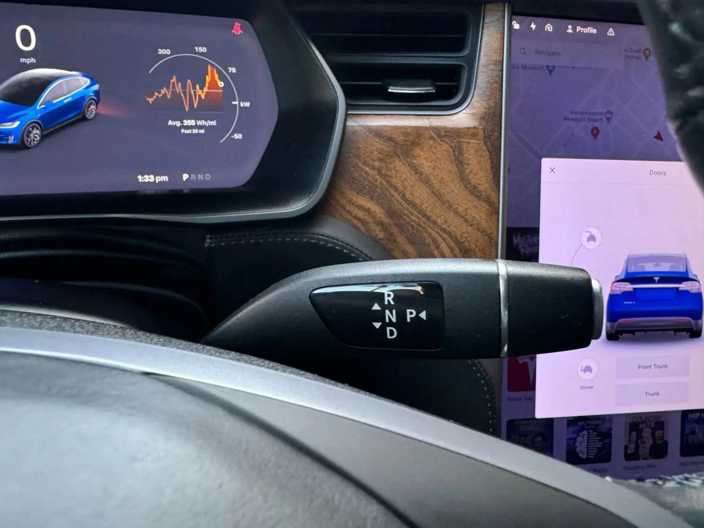 Used 2018 Tesla Model X 75D image 27