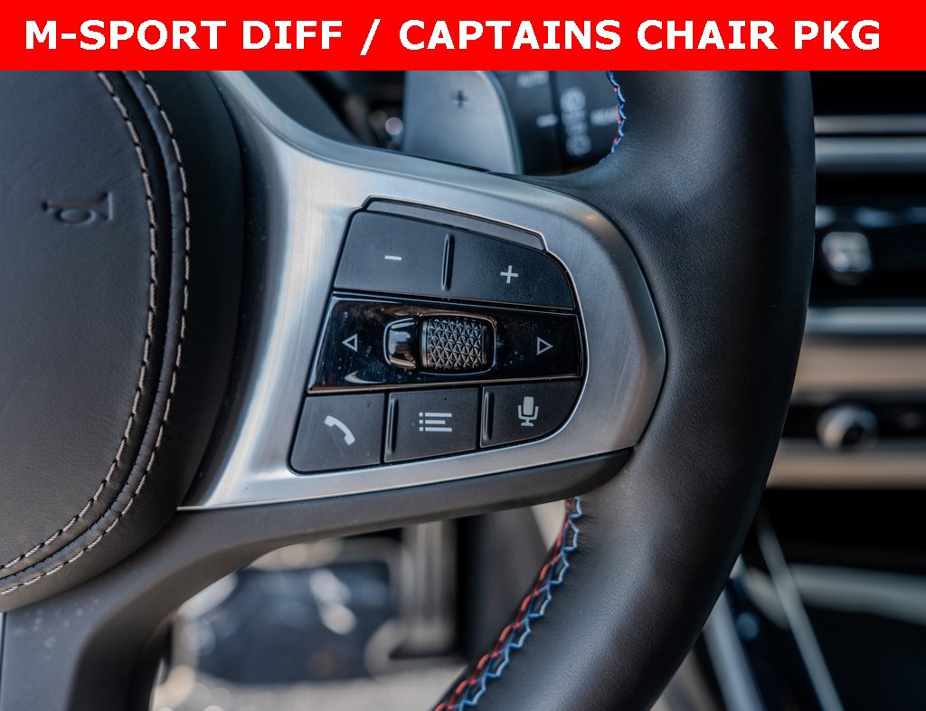 Used 2025 BMW X7 M60i image 8