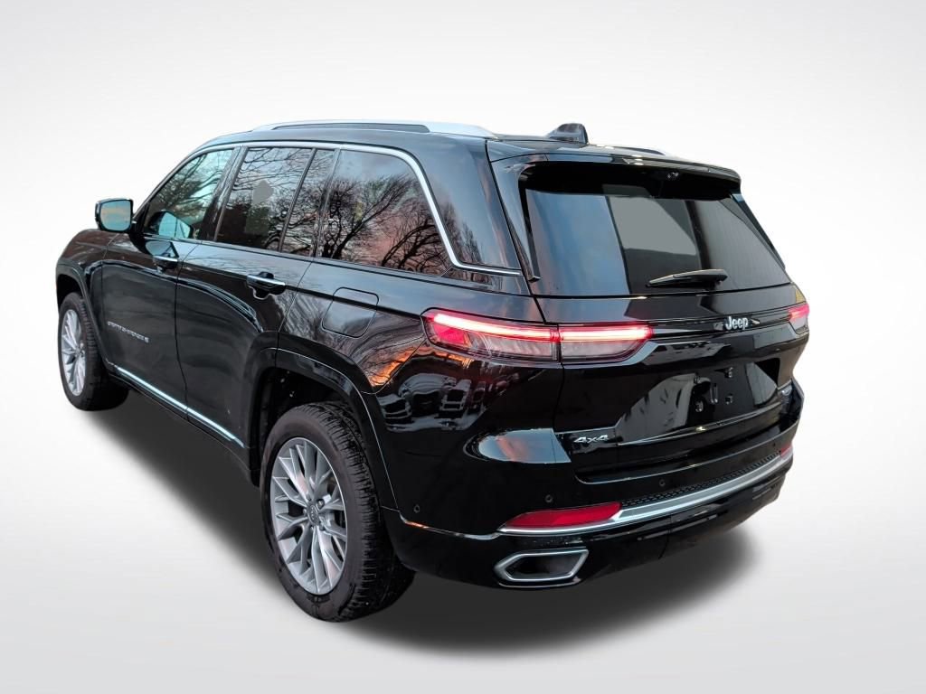Certified 2022 Jeep Grand Cherokee Summit w/ Adv Protech Group IV image 3