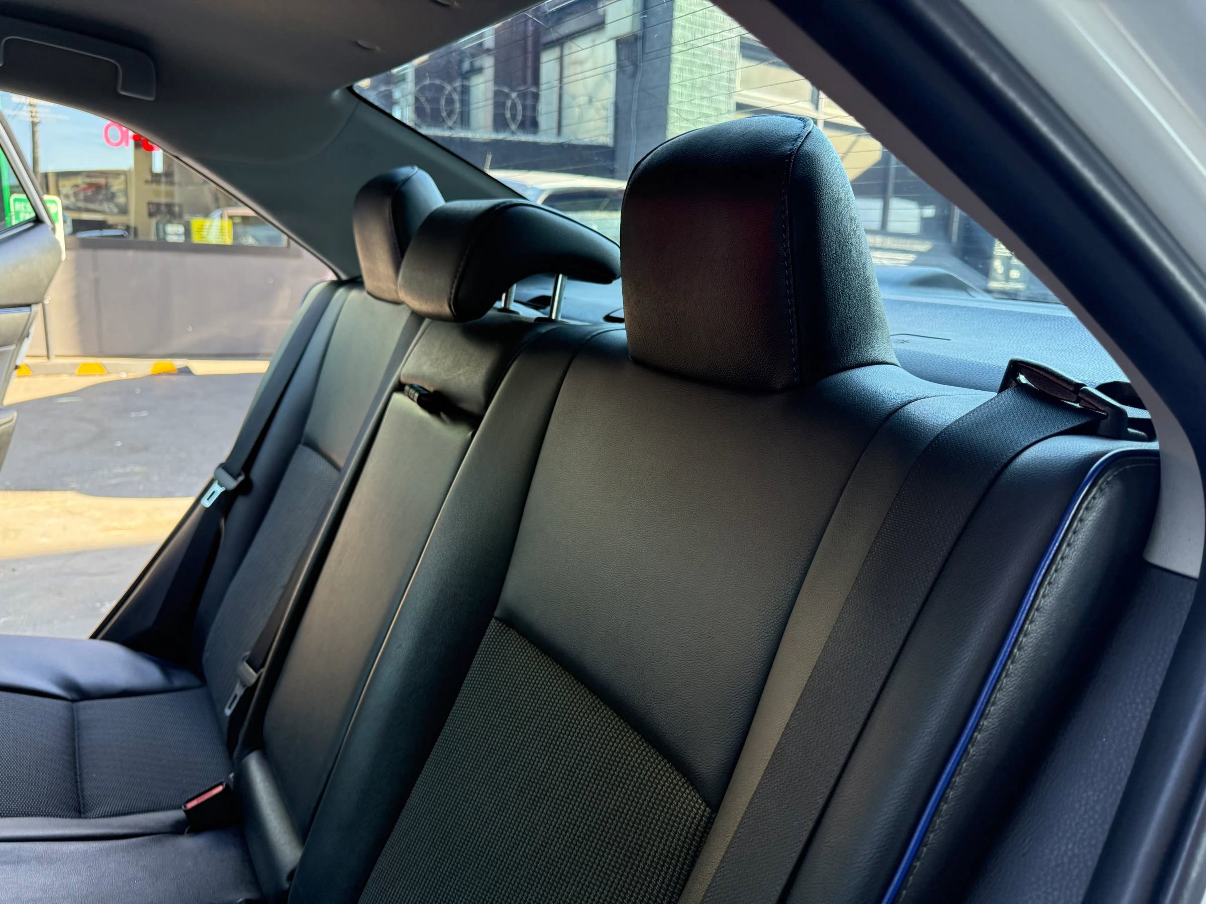 Used 2017 Toyota Corolla SE image 15