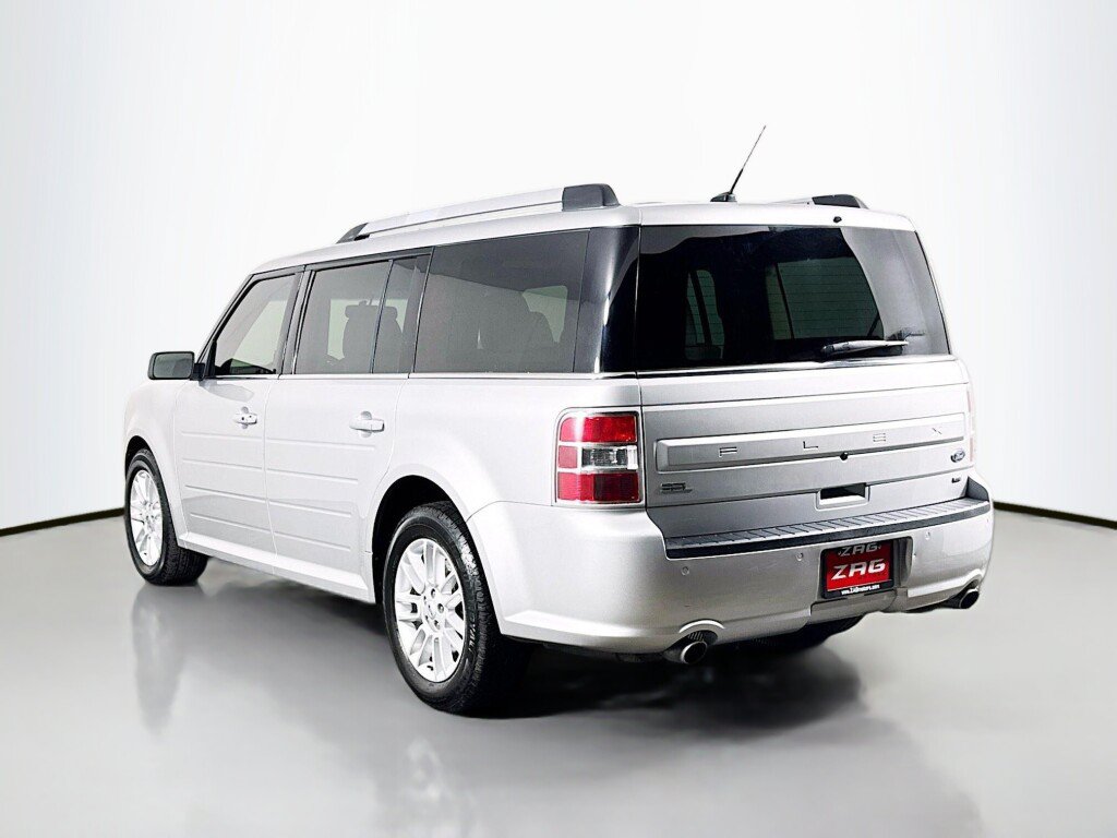 Used 2019 Ford Flex SEL w/ Equipment Group 202A AWD/4WD image 3