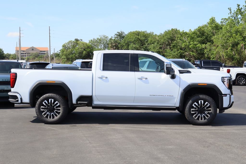 New 2026 GMC Sierra 2500 Denali Ultimate AWD/4WD image 4