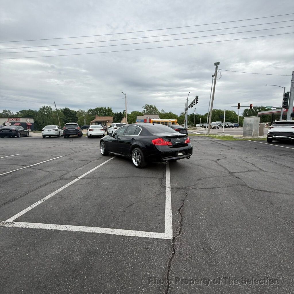 Used 2012 INFINITI G37 x Sedan w/ Premium Pkg AWD/4WD image 10