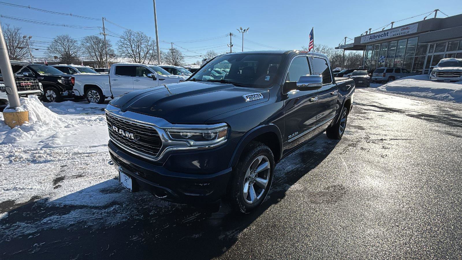 Used 2022 RAM 1500 Limited w/ Body Color Bumper Group image 3