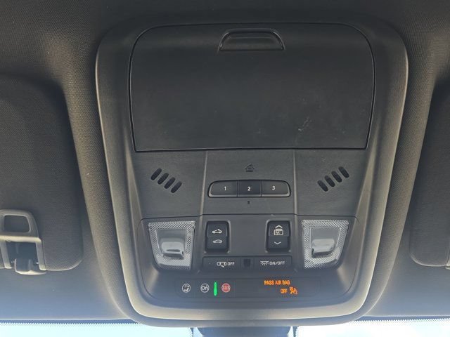 Certified 2025 Cadillac XT6 Luxury FWD image 25