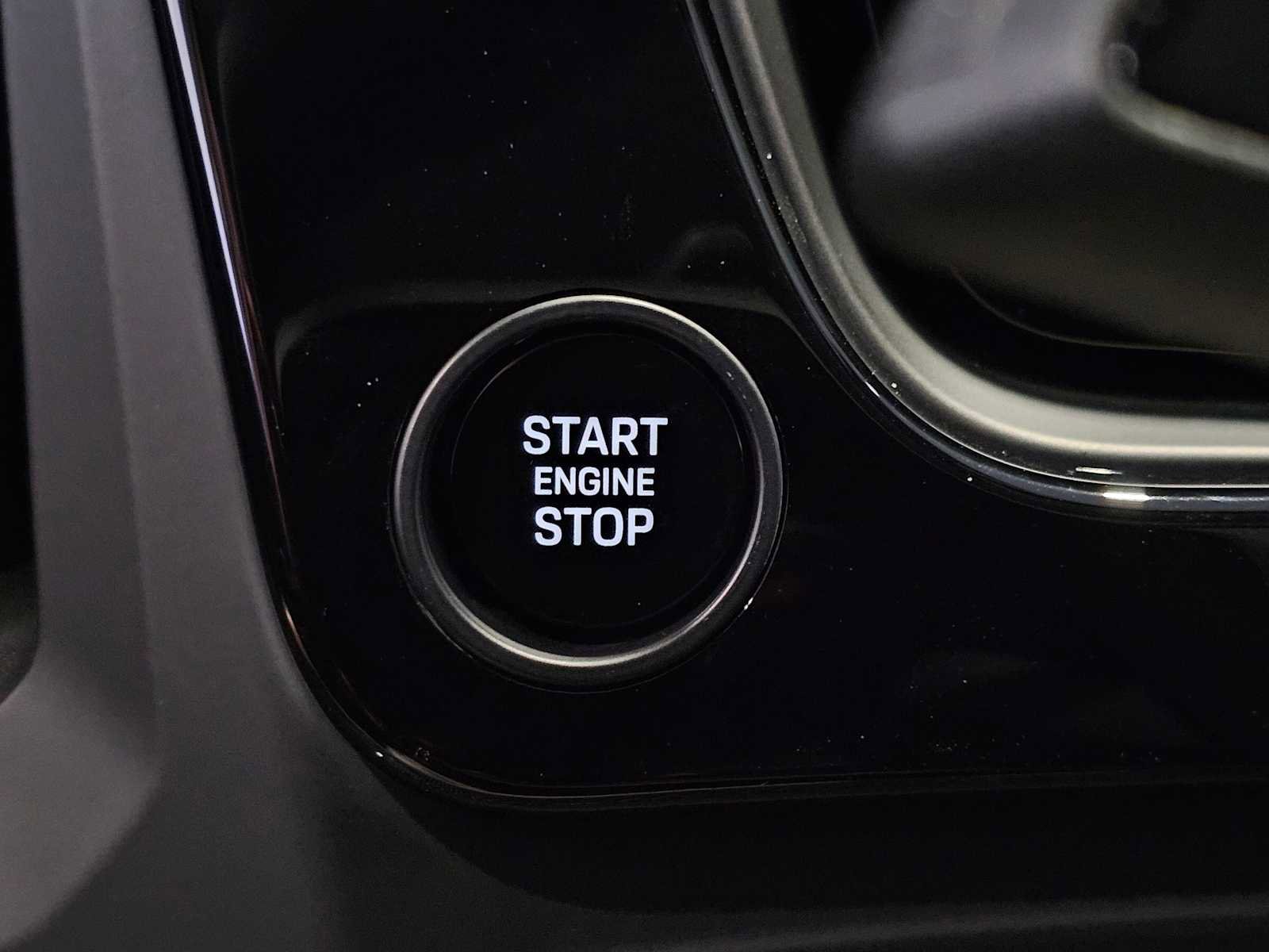 New 2026 Porsche Cayenne Turbo GT image 37