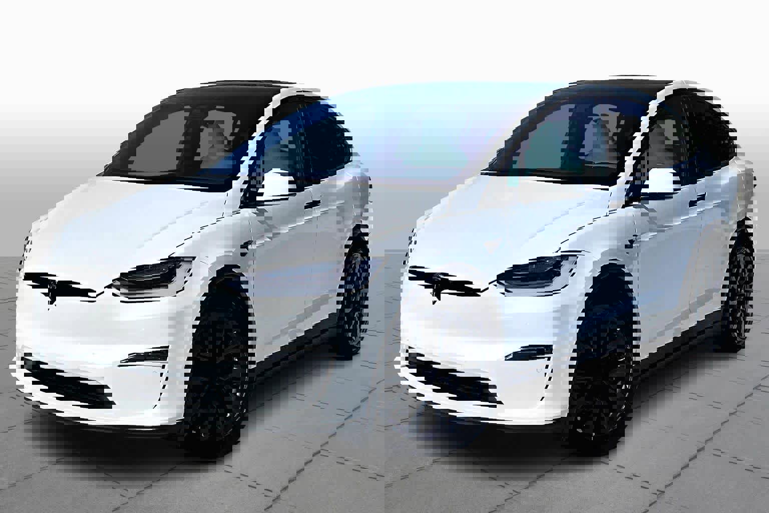 Used 2022 Tesla Model X image 1