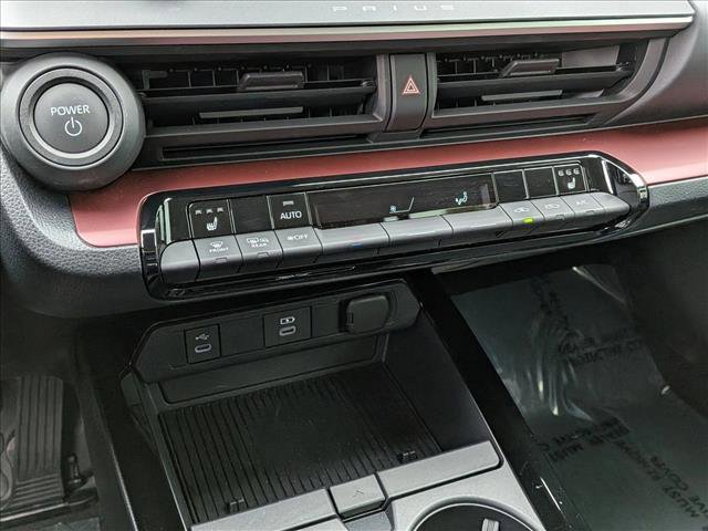 Used 2026 Toyota Prius Plug-In Hybrid image 15