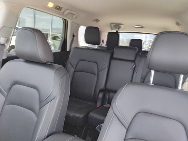 New 2026 Nissan Pathfinder SL AWD/4WD image 17