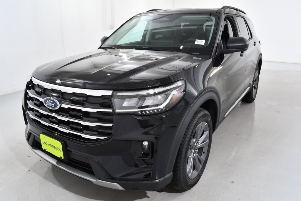 New 2025 Ford Explorer Active w/ Active Comfort Package image 2