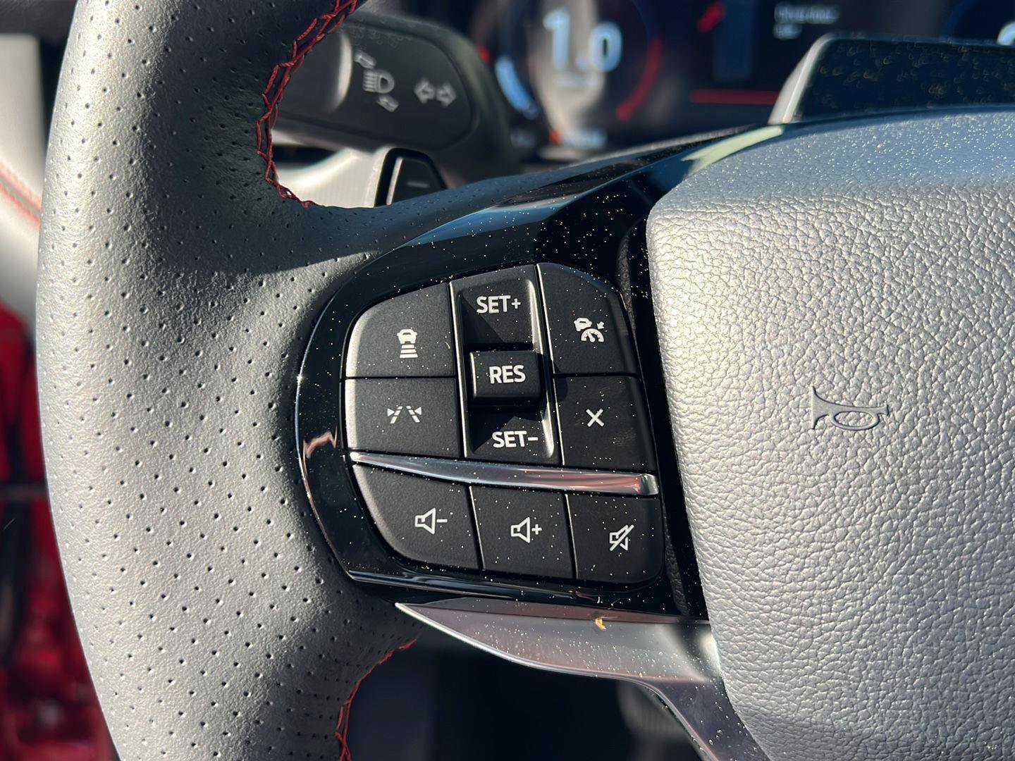 Used 2025 Ford Explorer ST w/ Sun And Sound Package image 21