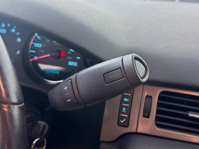 Used 2013 Chevrolet Avalanche LT w/ Suspension Package, Off-Road image 16