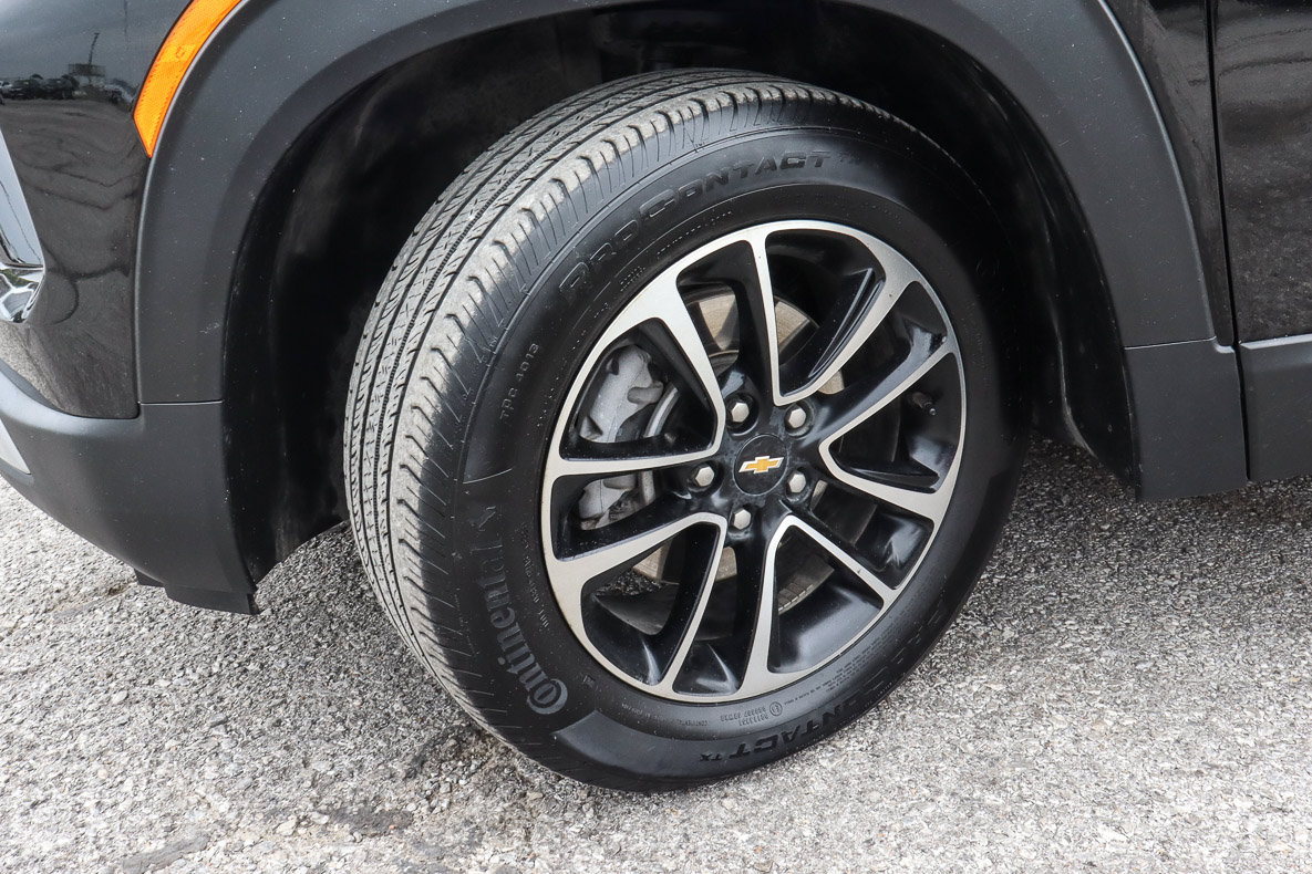 Used 2025 Chevrolet TrailBlazer LT FWD image 17