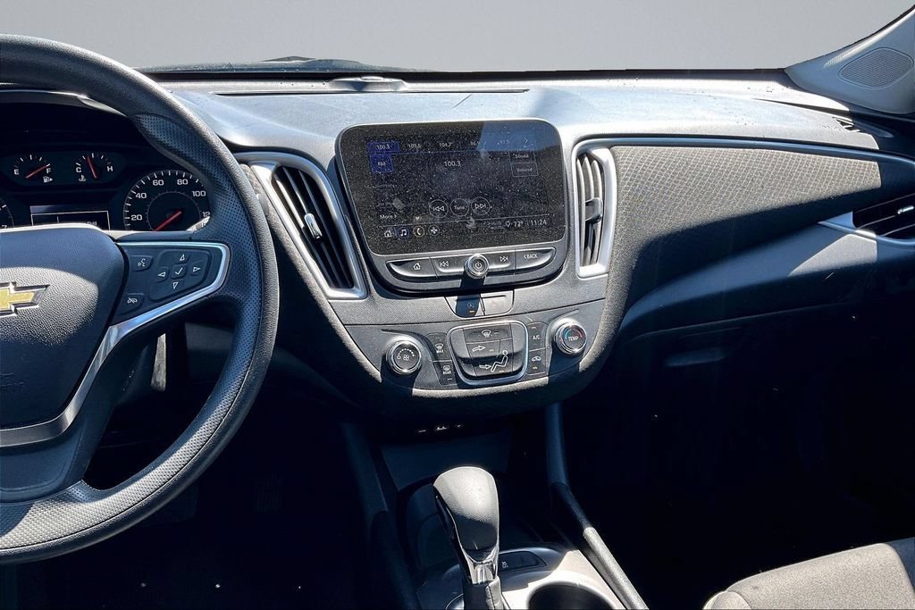 Used 2024 Chevrolet Malibu LS FWD image 4