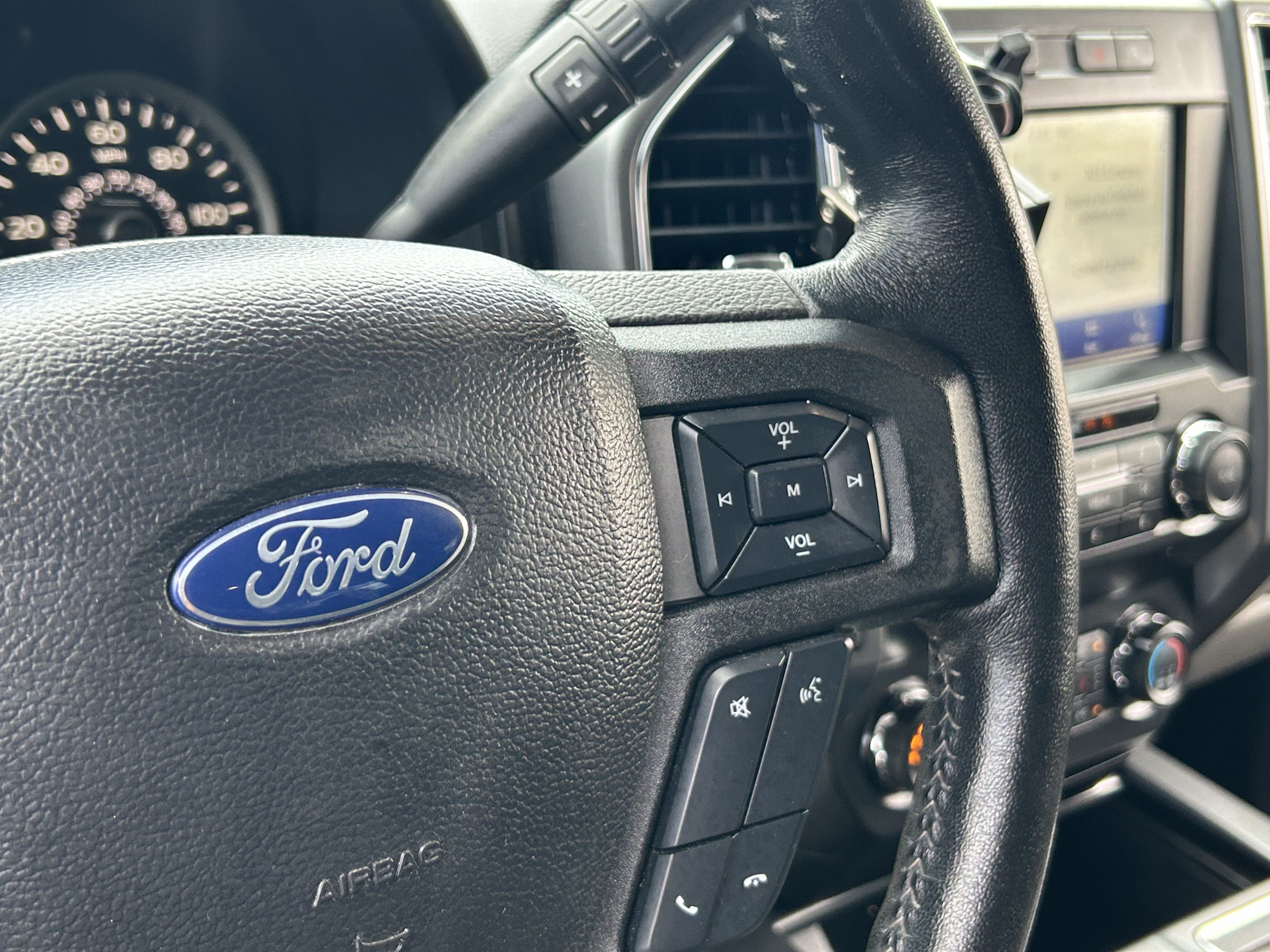 Used 2020 Ford F150 XLT w/ Equipment Group 302A Luxury RWD image 29