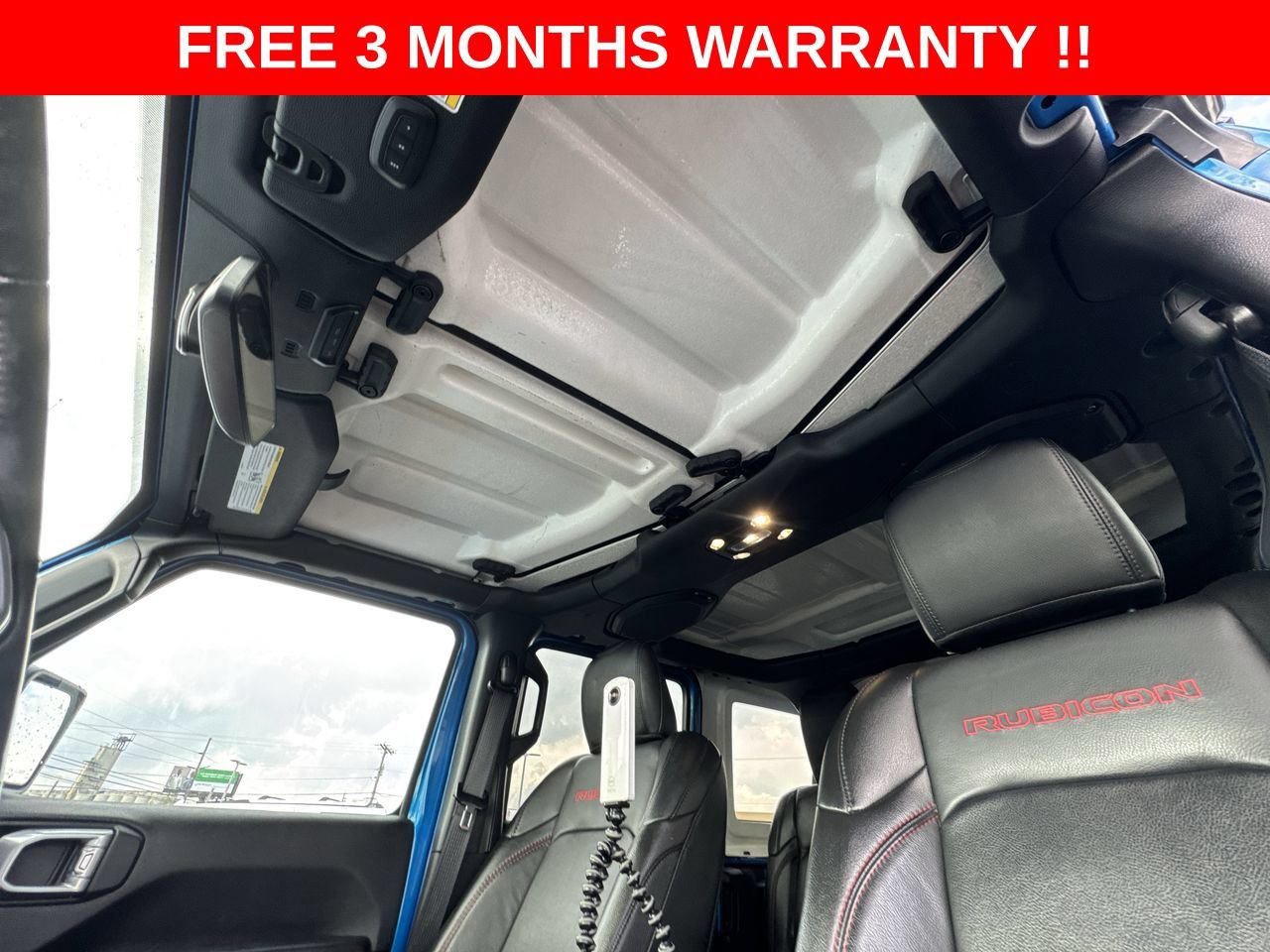Used 2022 Jeep Wrangler Unlimited Rubicon w/ Cold Weather Group AWD/4WD image 21