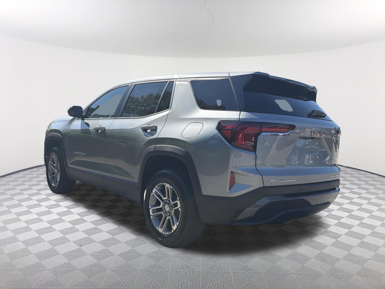 New 2026 GMC Terrain Elevation FWD image 5
