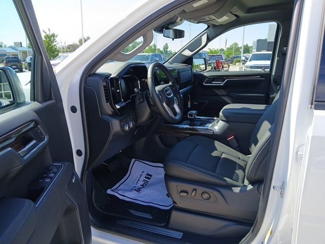 New 2026 GMC Sierra 1500 Elevation w/ Elevation Premium Package AWD/4WD image 18