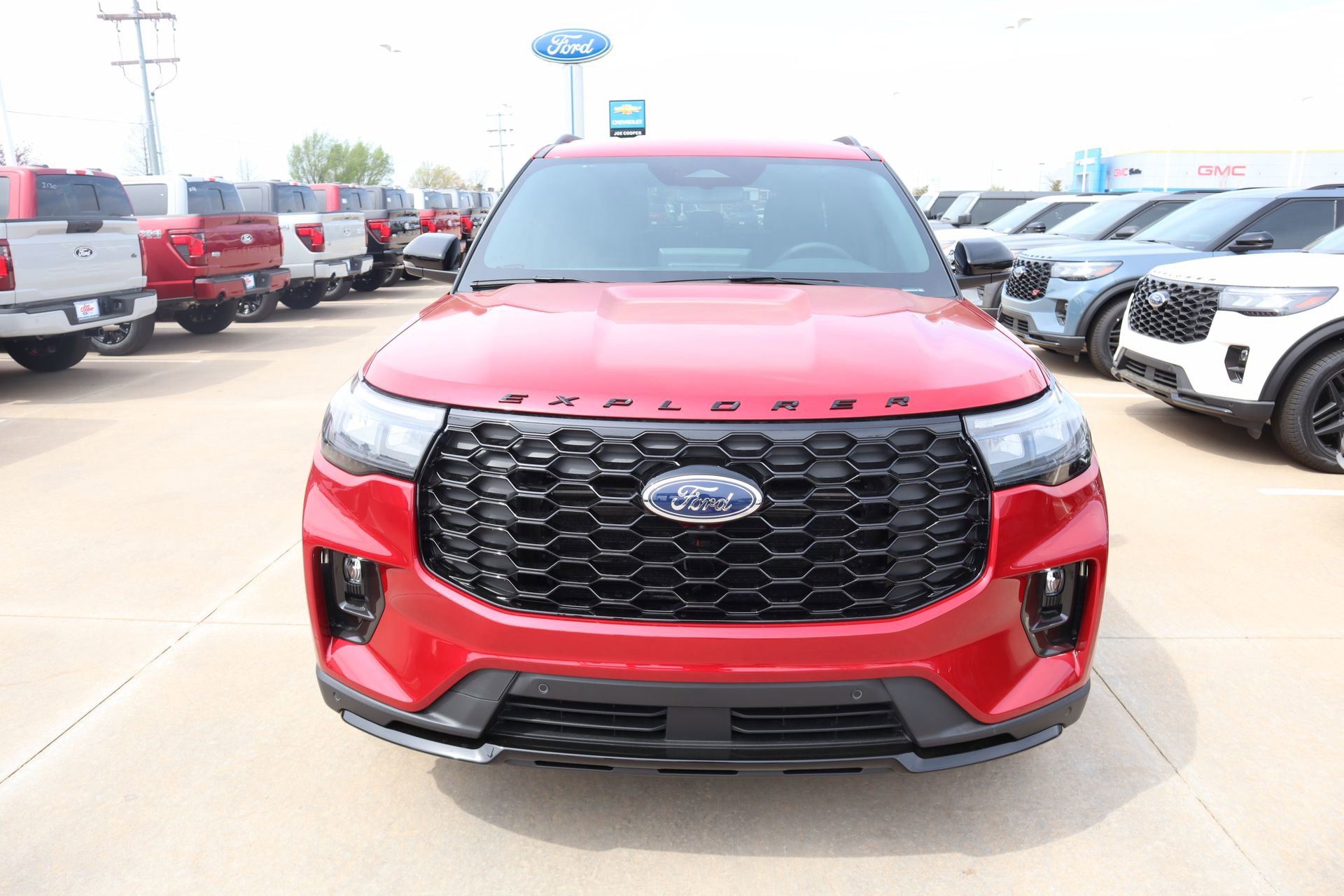 New 2026 Ford Explorer ST-Line w/ ST-Line Street Pack AWD/4WD image 9