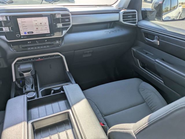 Used 2022 Toyota Tundra SR5 w/ SR5 Convenience Package image 17