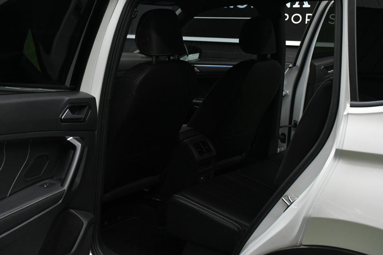 Used 2023 Volkswagen Tiguan SE R-Line FWD image 35