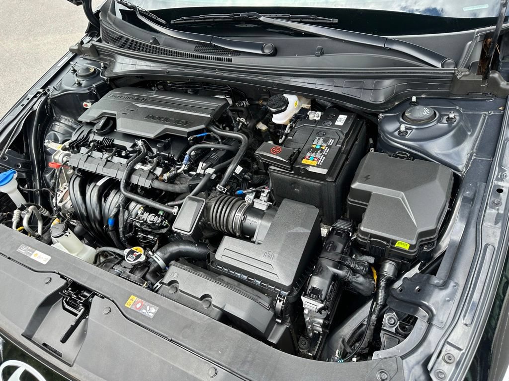 Certified 2024 Hyundai Elantra SEL w/ Convenience Package FWD image 26