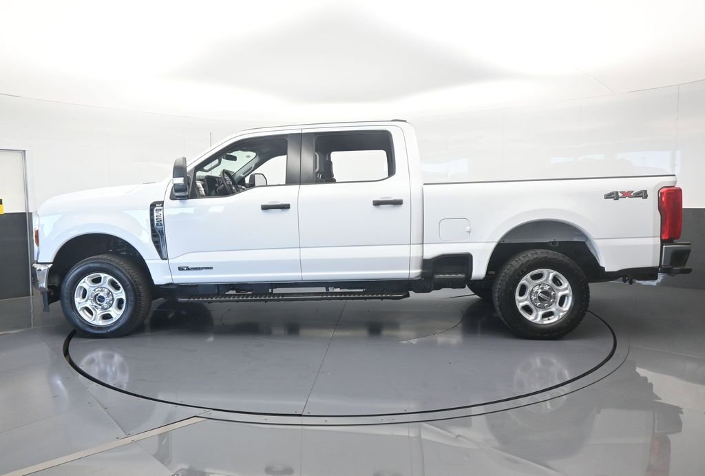 Used 2025 Ford F250 XLT image 3