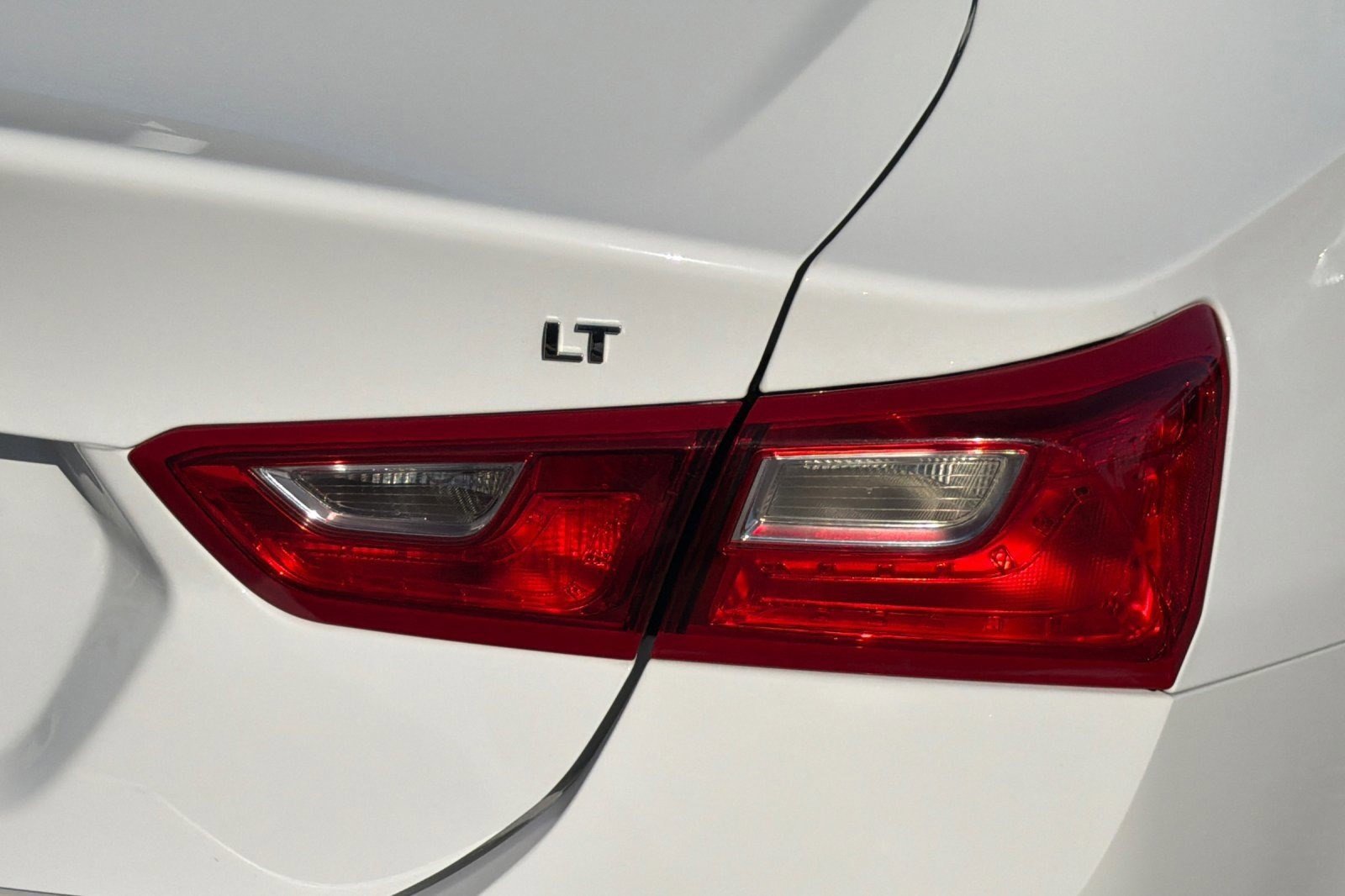 Used 2024 Chevrolet Malibu LT image 12