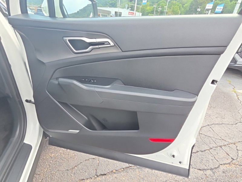 New 2027 Kia Sportage S AWD/4WD image 12
