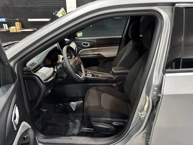 Used 2024 Jeep Compass Sport AWD/4WD image 14