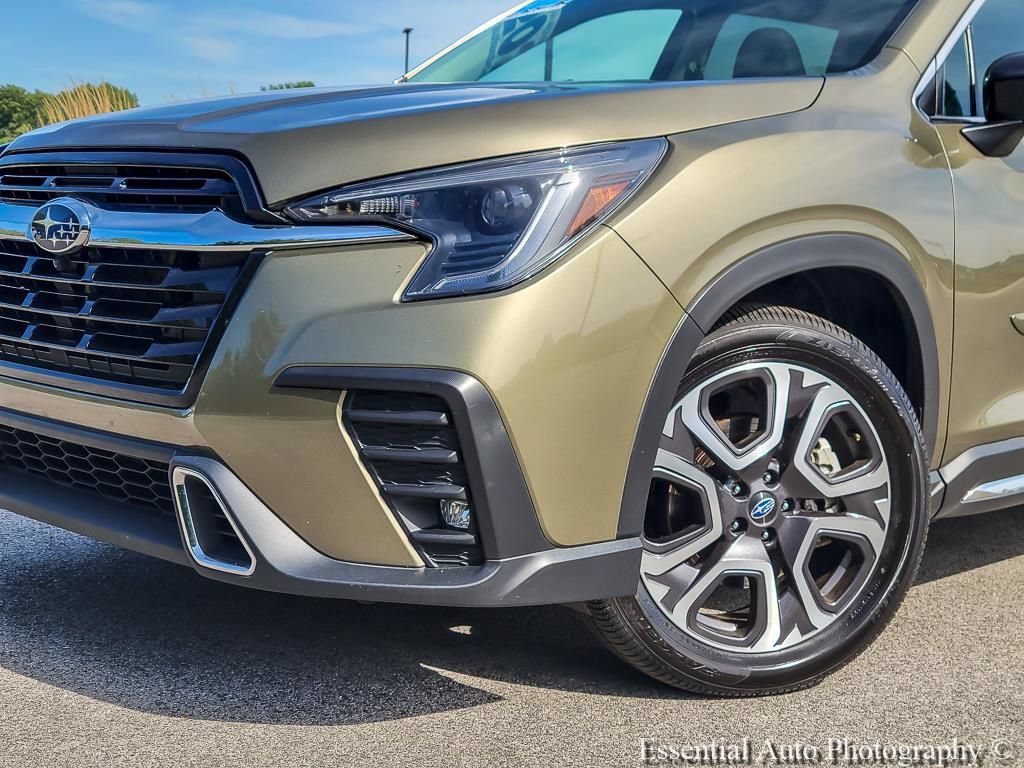 Used 2024 Subaru Ascent Touring AWD/4WD image 3