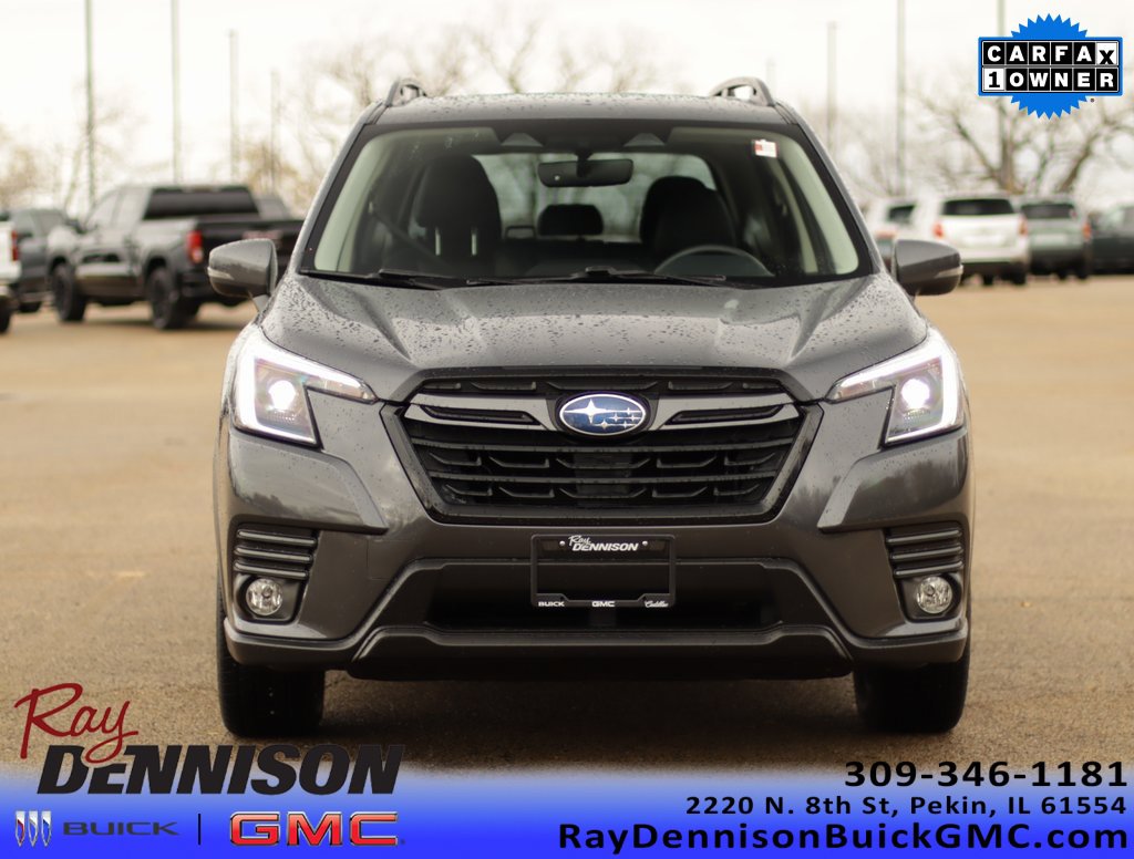 Used 2023 Subaru Forester Limited image 2