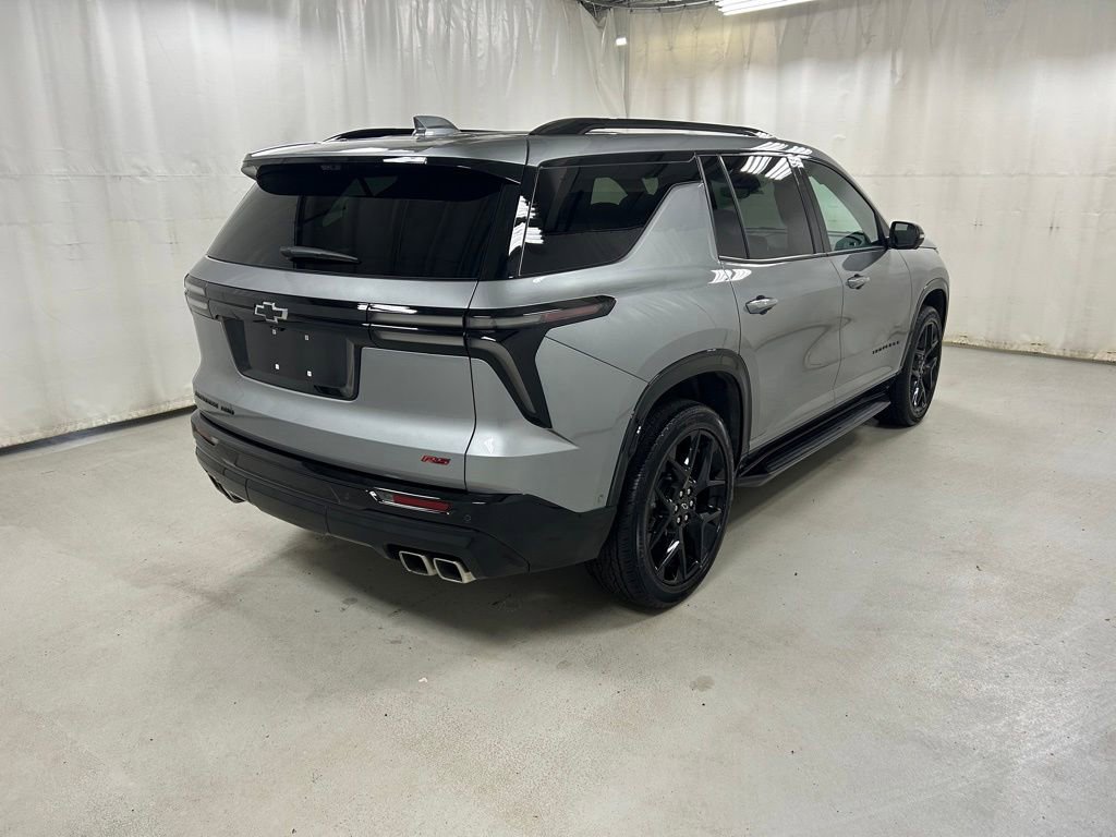 Used 2025 Chevrolet Traverse RS w/ LPO, Floor Liner Package AWD/4WD image 5