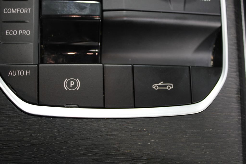 Used 2024 BMW 430i Convertible image 49