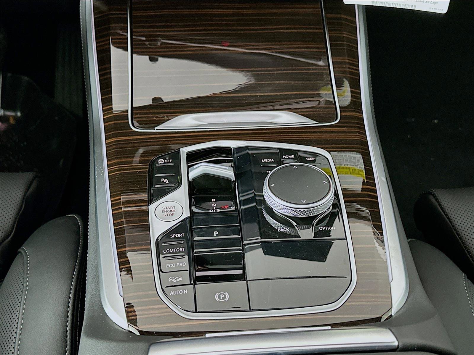 New 2026 BMW X5 xDrive40i w/ Parking Assistance Package image 17