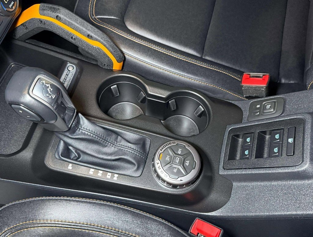 Used 2021 Ford Bronco Badlands w/ Sasquatch Package image 15