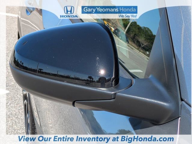 Used 2025 Chevrolet Trax RS w/ Driver Confidence Package image 13