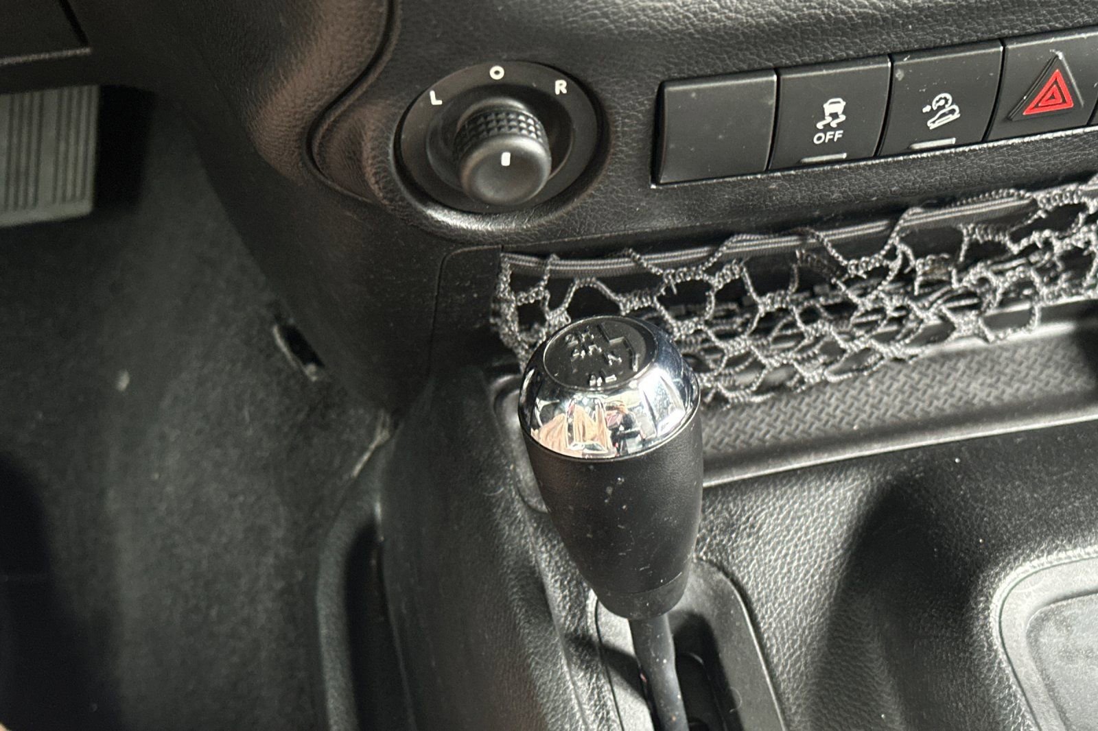 Used 2012 Jeep Wrangler Unlimited Sport AWD/4WD image 21